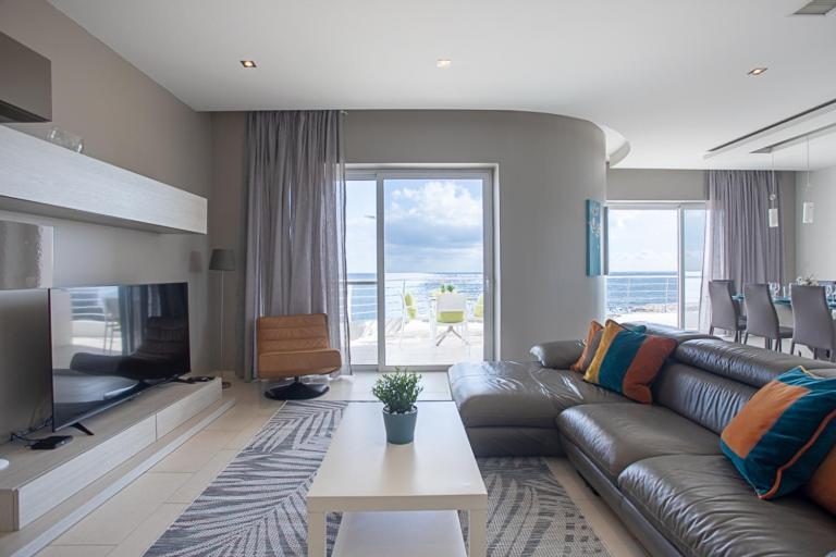 Waters-Edge Complex Apartment Marsaskala Ngoại thất bức ảnh