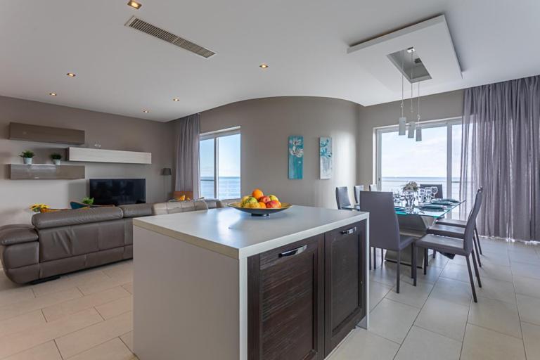 Waters-Edge Complex Apartment Marsaskala Ngoại thất bức ảnh