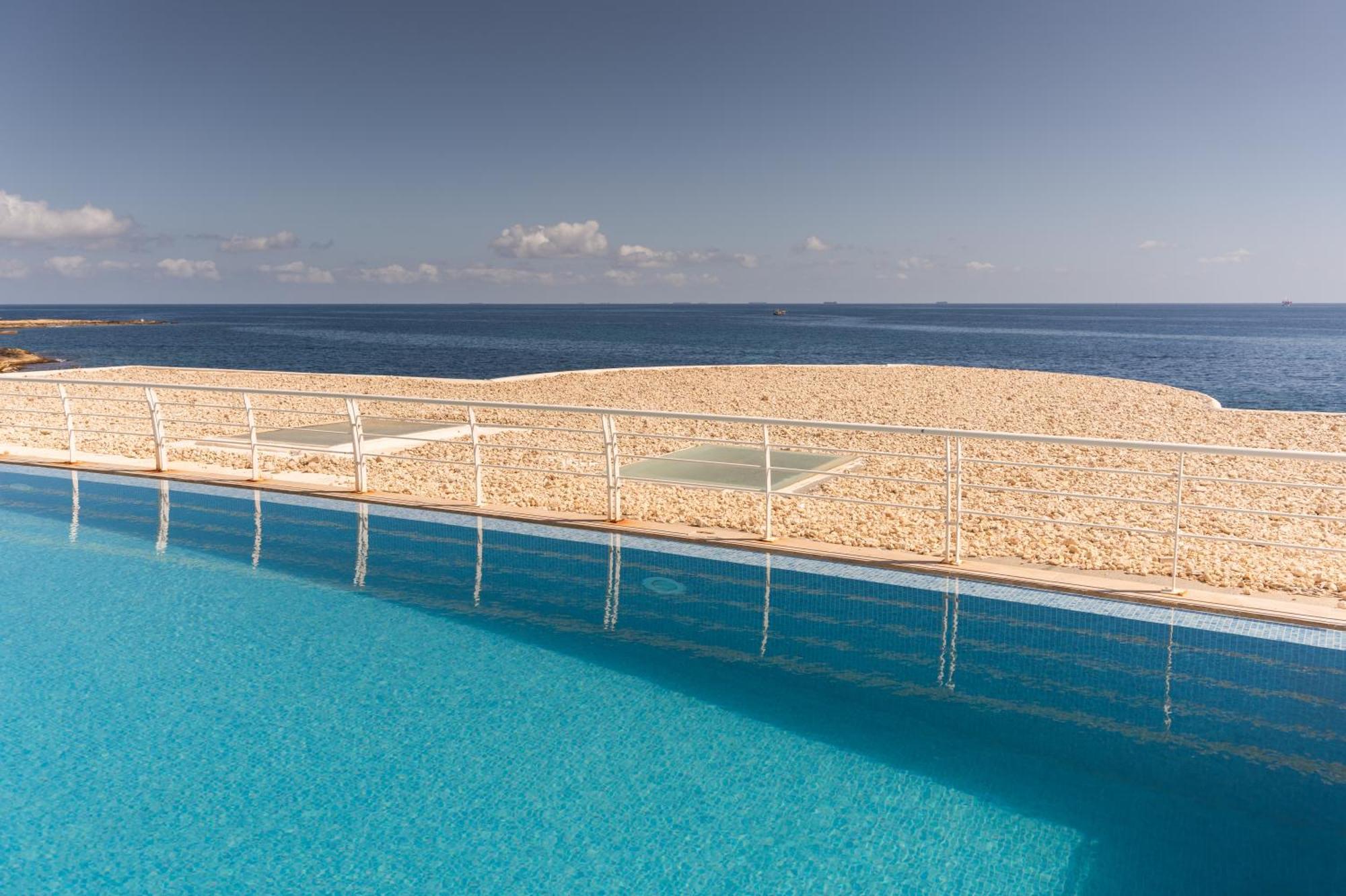Waters-Edge Complex Apartment Marsaskala Ngoại thất bức ảnh